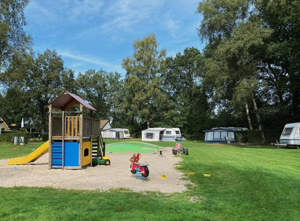 Camping De Vinkenkamp Lieren 외부 사진
