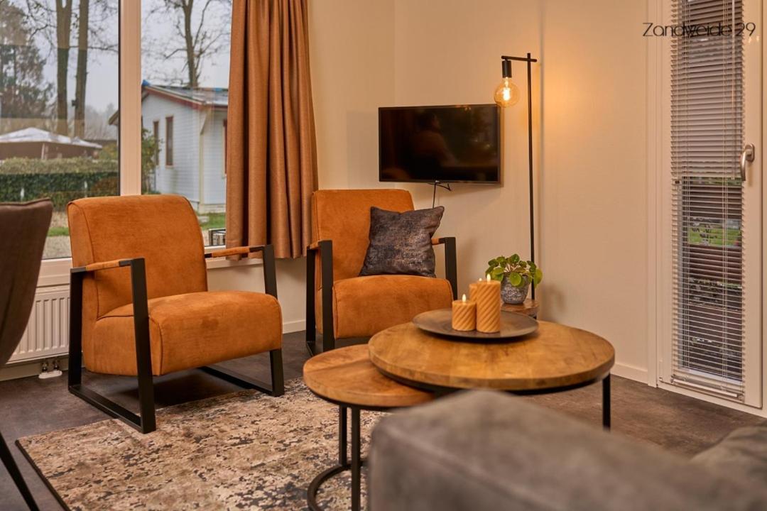 Camping De Vinkenkamp Lieren 외부 사진
