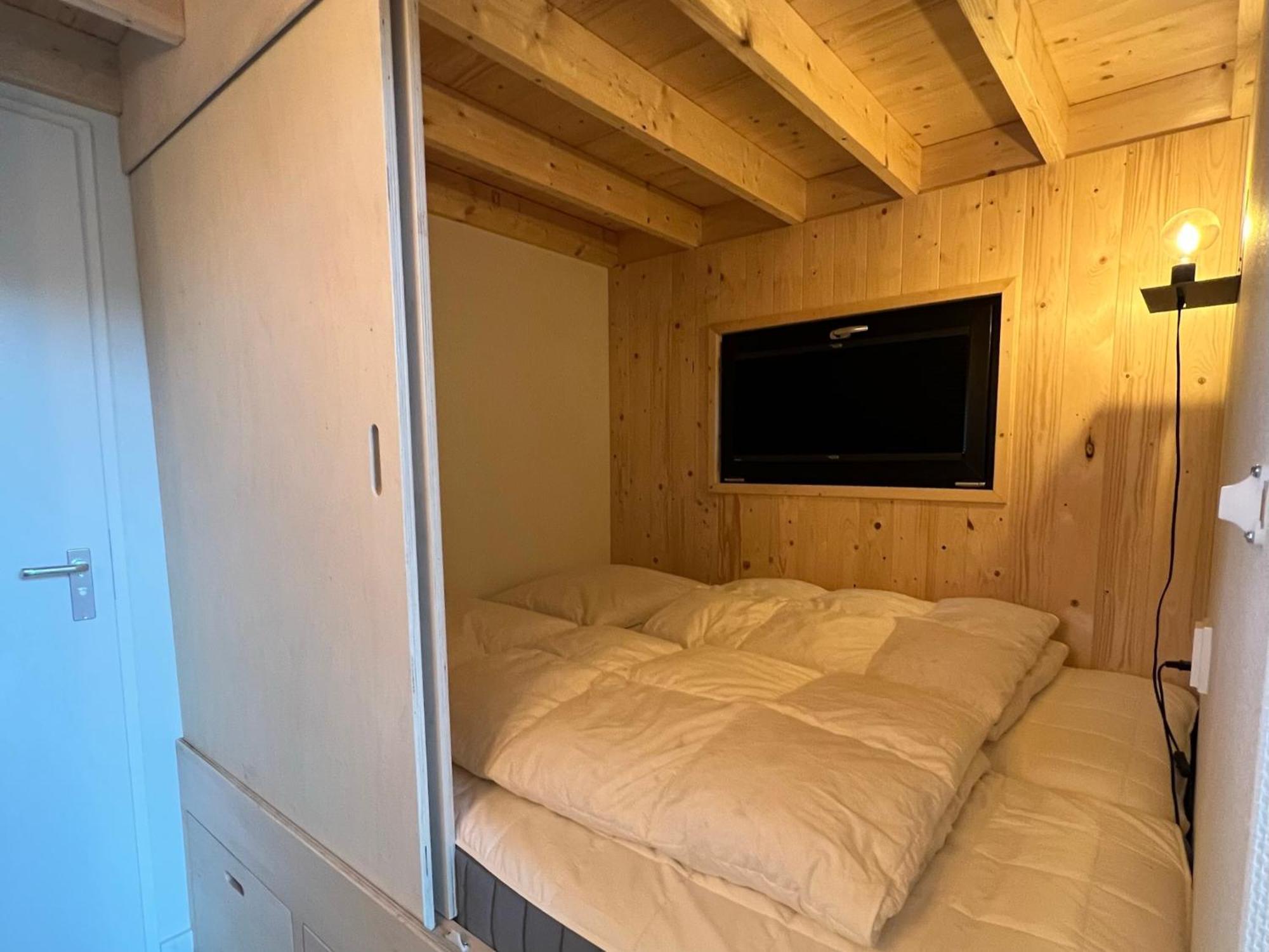 Camping De Vinkenkamp Lieren 외부 사진