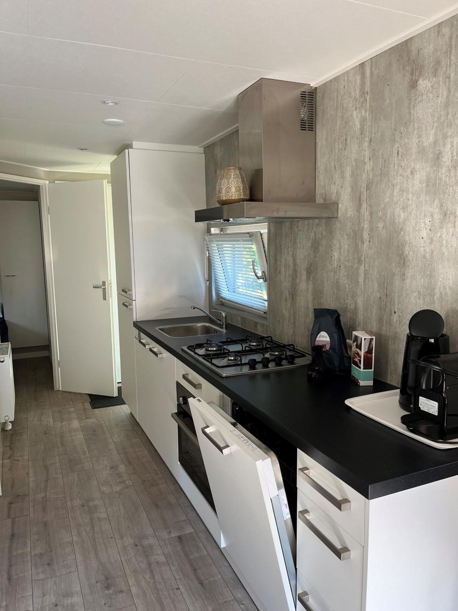 Camping De Vinkenkamp Lieren 외부 사진